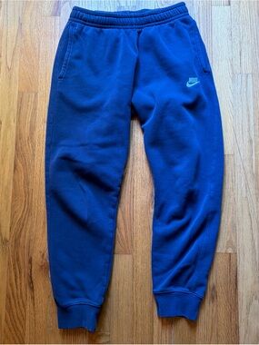 Nike Men Blue Jogger Pants